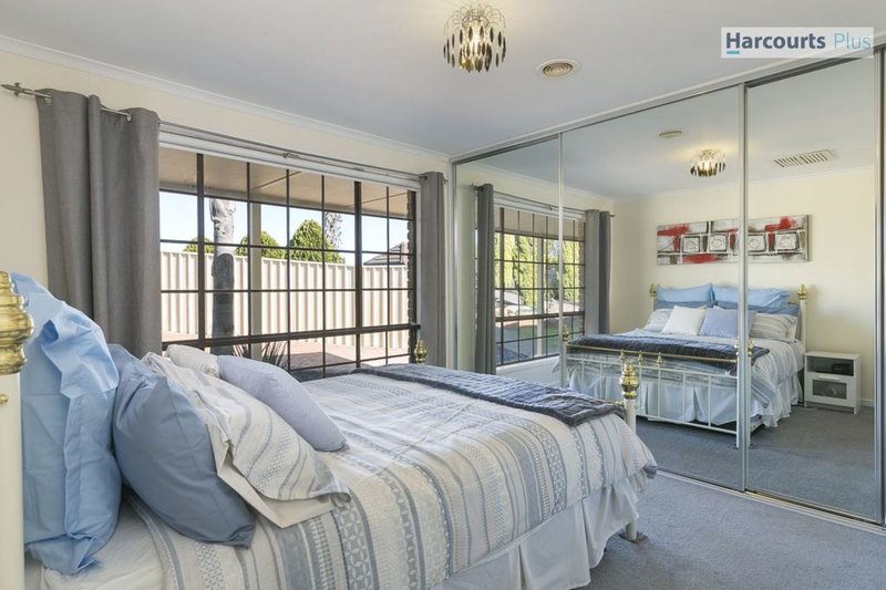 Photo - 17 Jupiter Street, Hallett Cove SA 5158 - Image 17