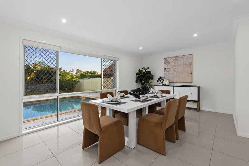 Photo - 17 Juxgold Place, Calamvale QLD 4116 - Image 6