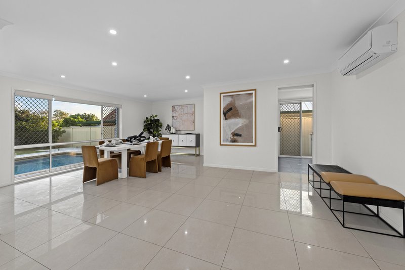 Photo - 17 Juxgold Place, Calamvale QLD 4116 - Image 13