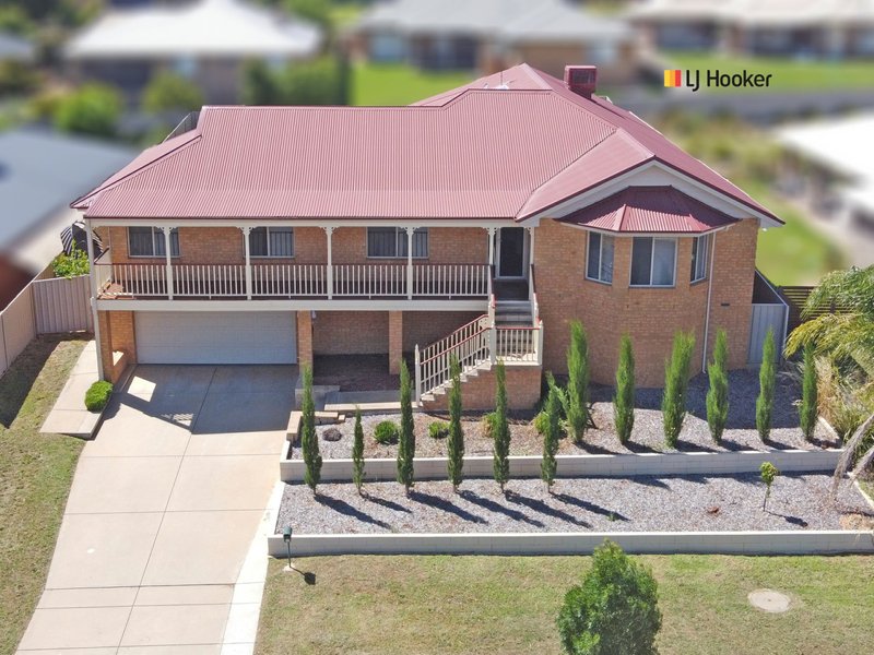 Photo - 17 Kaloona Drive, Bourkelands NSW 2650 - Image 5