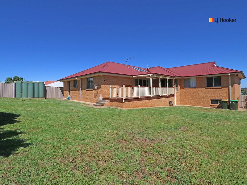 Photo - 17 Kaloona Drive, Bourkelands NSW 2650 - Image 23