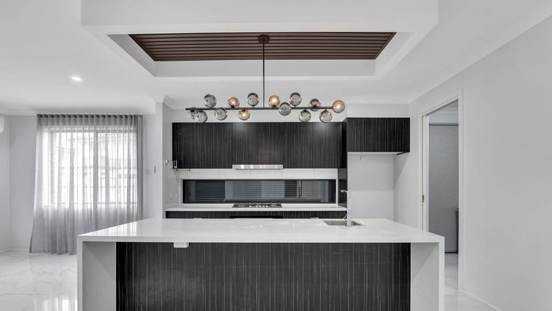 Photo - 17 Kangaroo Crescent, Aintree VIC 3336 - Image 5