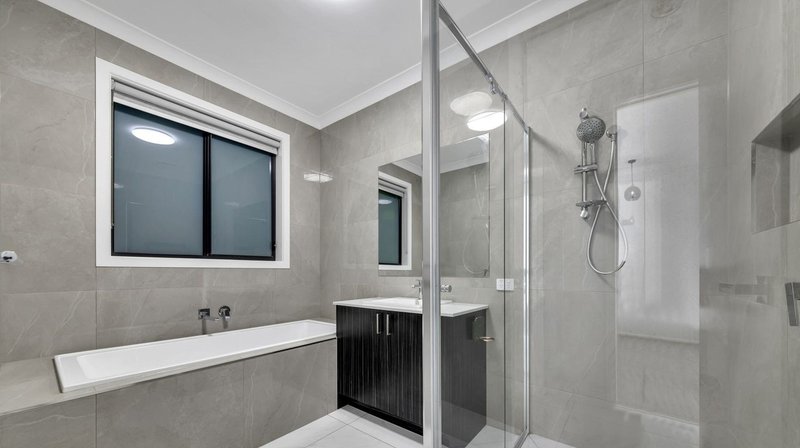 Photo - 17 Kangaroo Crescent, Aintree VIC 3336 - Image 20
