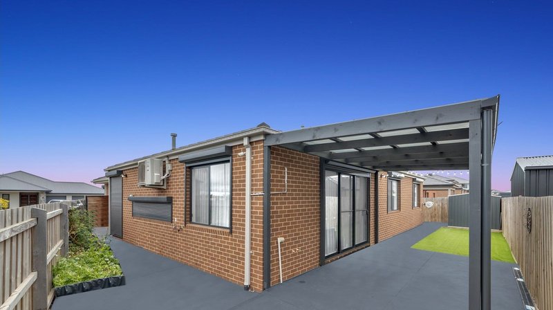 Photo - 17 Kangaroo Crescent, Aintree VIC 3336 - Image 21