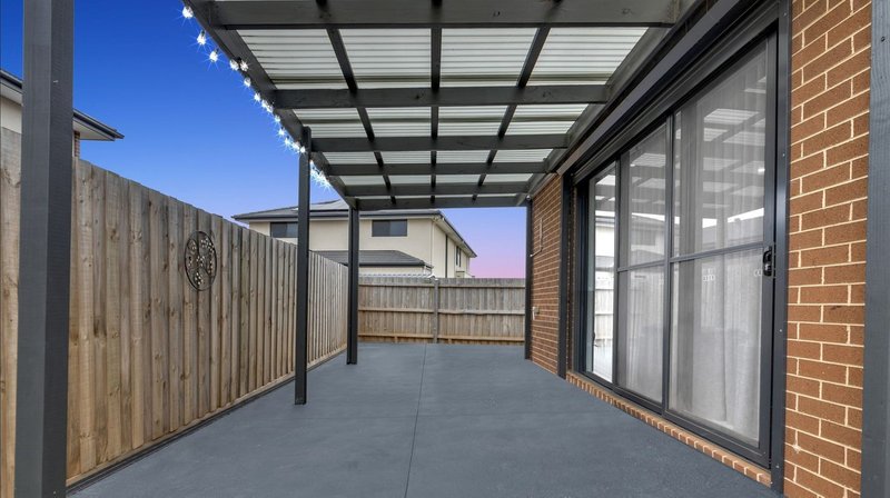 Photo - 17 Kangaroo Crescent, Aintree VIC 3336 - Image 22