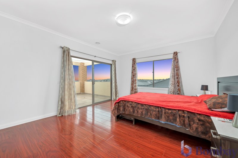 Photo - 17 Kangaroo Road, Craigieburn VIC 3064 - Image 7