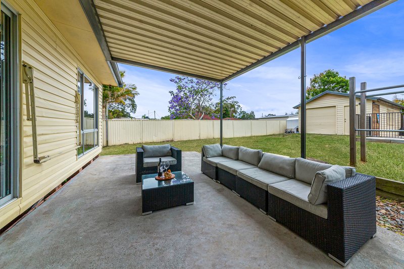 Photo - 17 Kanimbla Avenue, Charmhaven NSW 2263 - Image 12