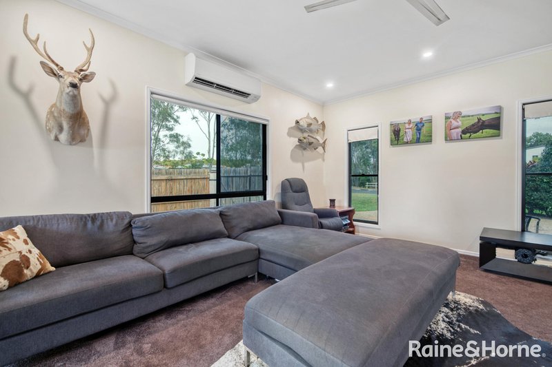 Photo - 17 Katrina Boulevard, New Auckland QLD 4680 - Image 6