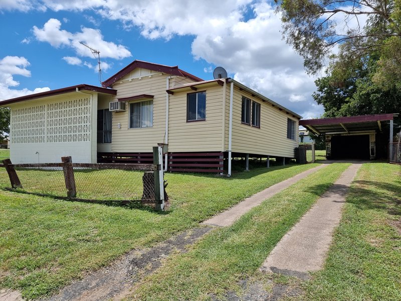 Photo - 17 Kelvin St , Monto QLD 4630 - Image 27