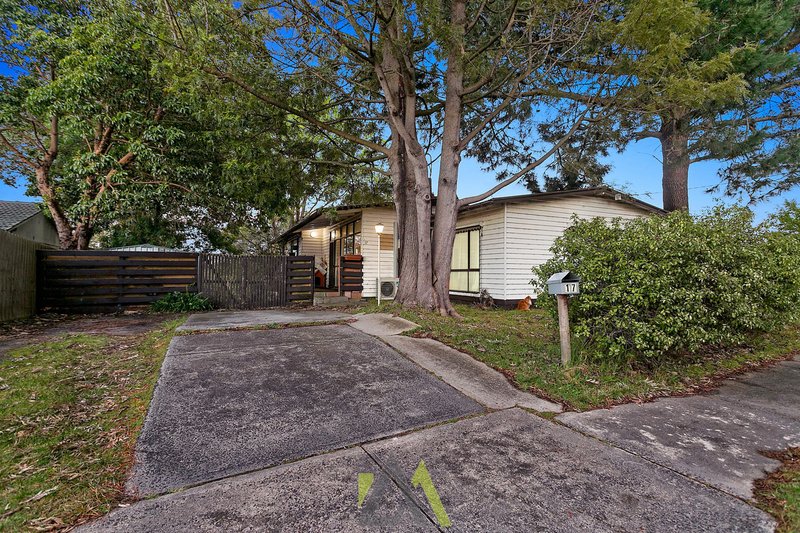 Photo - 17 Kenilworth Ave , Frankston VIC 3199 - Image 4