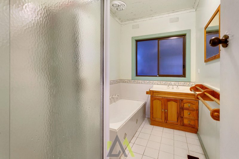 Photo - 17 Kenilworth Ave , Frankston VIC 3199 - Image 10