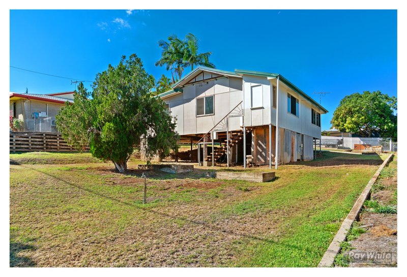 Photo - 17 Kennedy Street, The Range QLD 4700 - Image 3