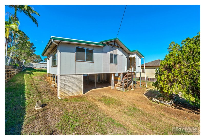 Photo - 17 Kennedy Street, The Range QLD 4700 - Image 16