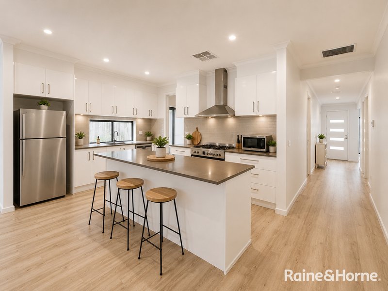 Photo - 17 Kenyan Avenue, Clyde VIC 3978 - Image 6