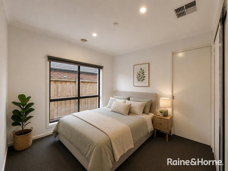 Photo - 17 Kenyan Avenue, Clyde VIC 3978 - Image 11