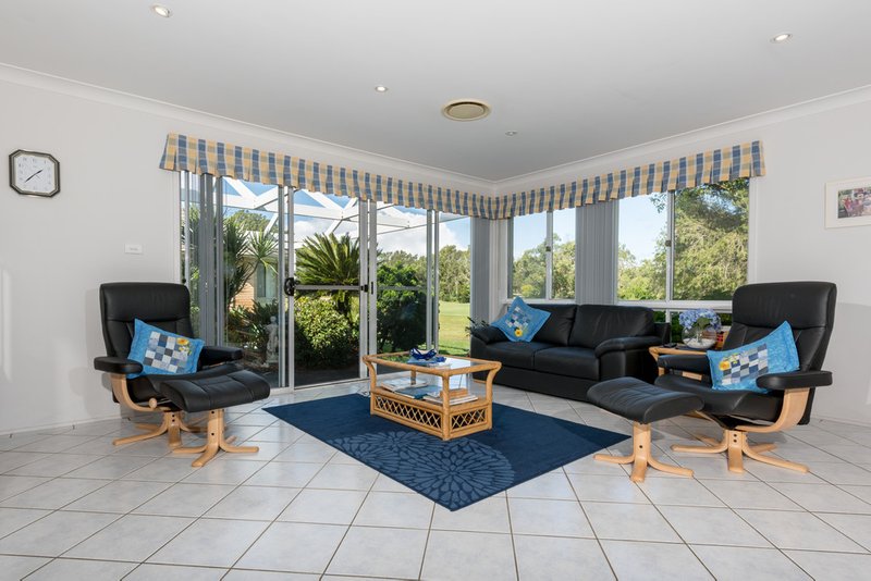 Photo - 17 Kestrel Avenue, Salamander Bay NSW 2317 - Image 7