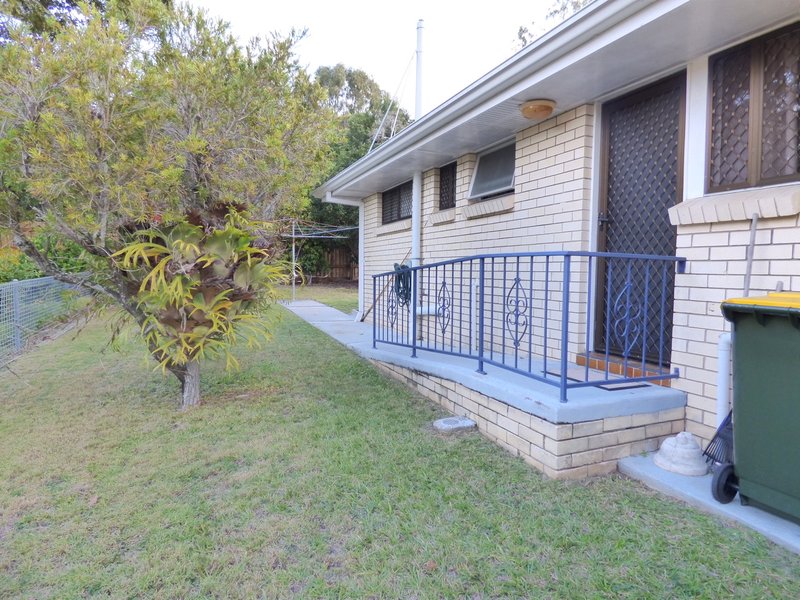 Photo - 17 Killara Cres , Kippa-Ring QLD 4021 - Image 13