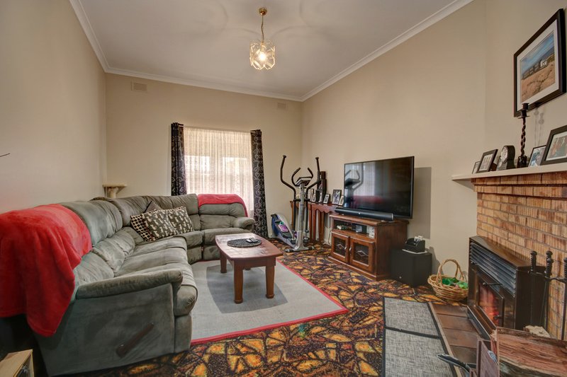 Photo - 17 King Street, Rochester VIC 3561 - Image 3