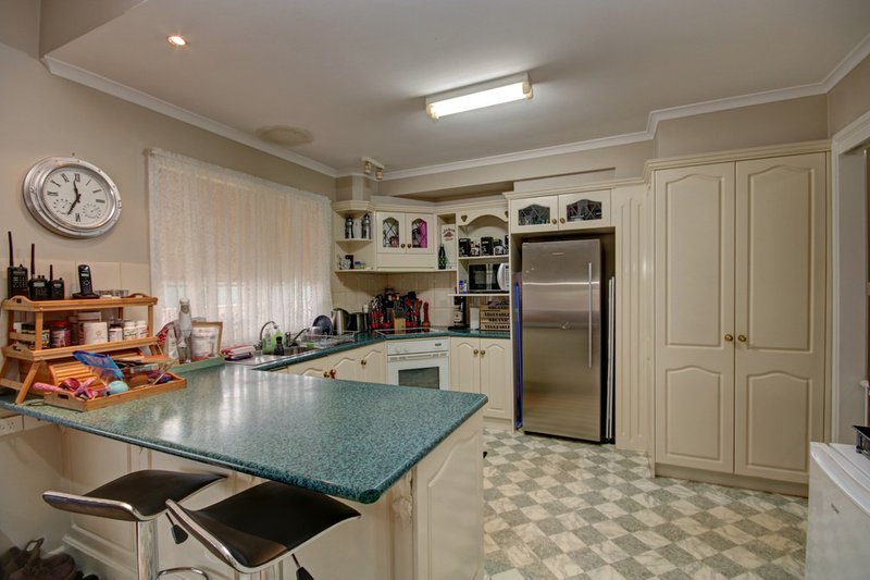 Photo - 17 King Street, Rochester VIC 3561 - Image 5