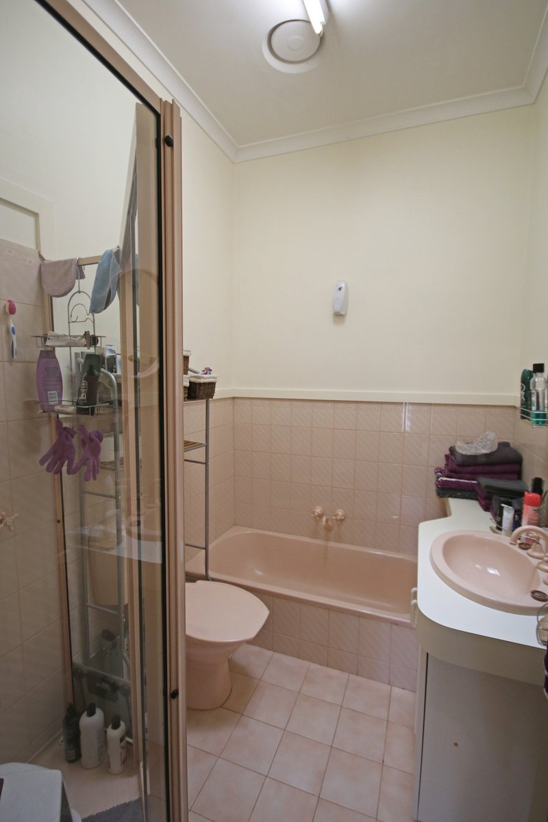 Photo - 17 King Street, Rochester VIC 3561 - Image 8