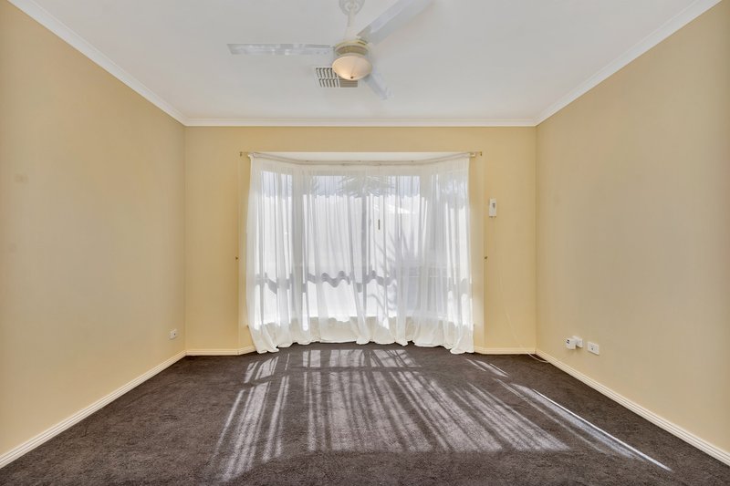 Photo - 17 Kingate Boulevard, Blakeview SA 5114 - Image 18