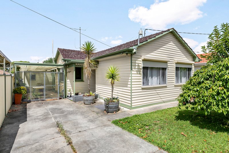 17 Kingsford Avenue, Coburg North VIC 3058