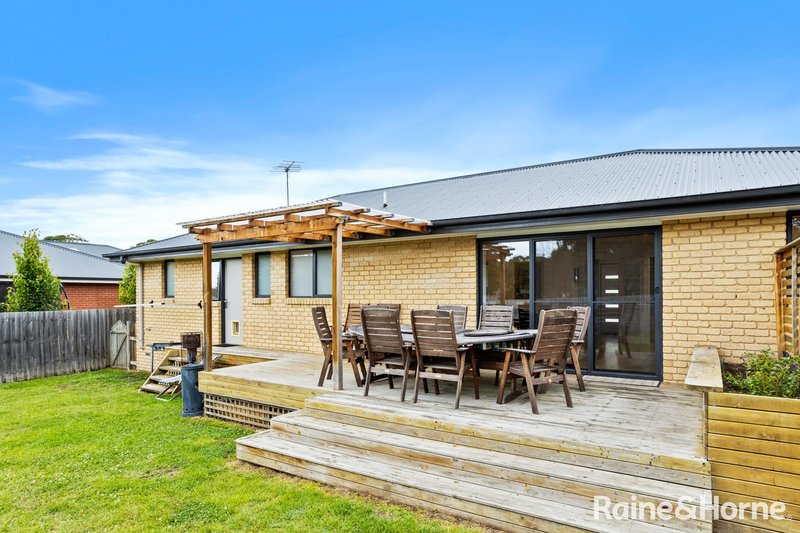 Photo - 17 Kingsgate Circle, Huntingfield TAS 7055 - Image 19