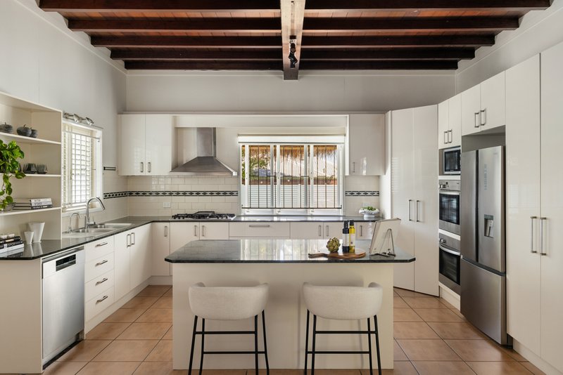 Photo - 17 Kinmond Avenue, Wavell Heights QLD 4012 - Image 10