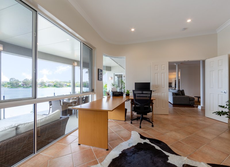 Photo - 17 Kirralee Drive, Robina QLD 4226 - Image 21