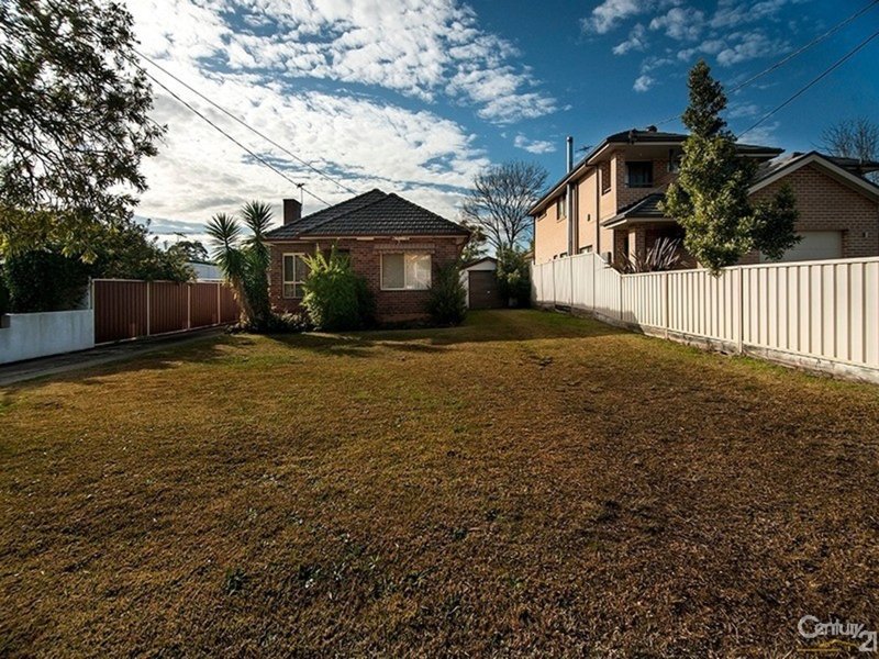 17 Knight Avenue, Panania NSW 2213