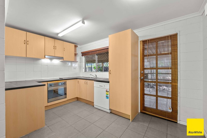 Photo - 1/7 Kokoda Street, Trinity Beach QLD 4879 - Image 3