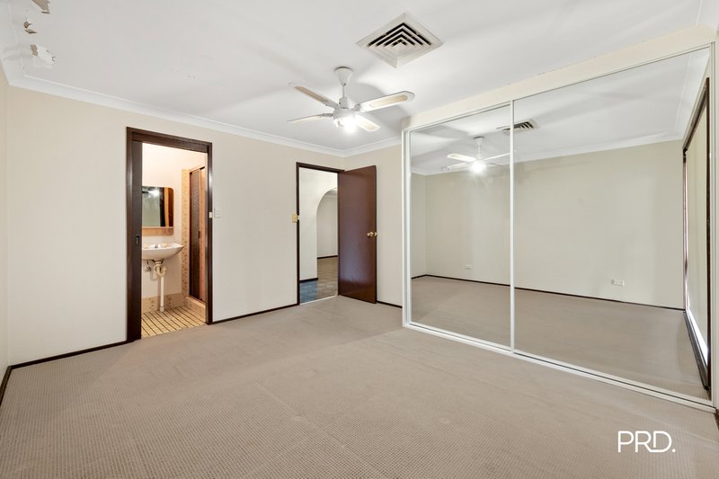 Photo - 17 Koloona Drive, Emu Plains NSW 2750 - Image 7