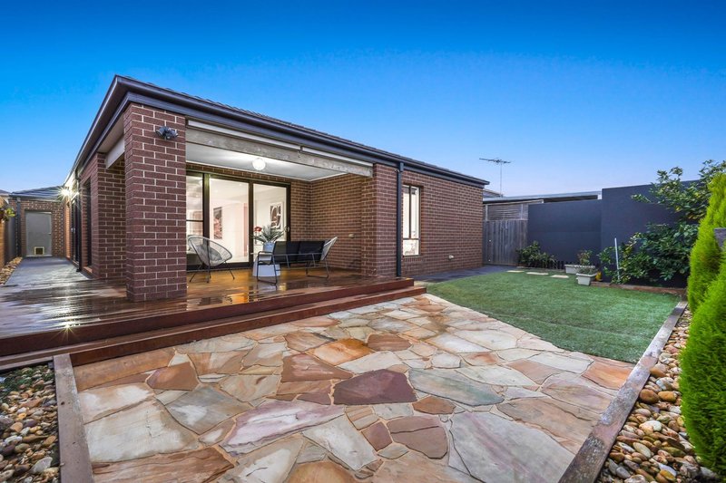 Photo - 17 Kotiko Road, Keysborough VIC 3173 - Image 8