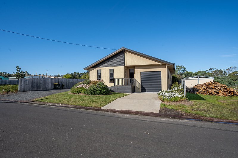 17 Kruvale Court, Primrose Sands TAS 7173