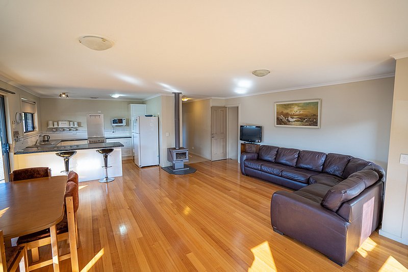 Photo - 17 Kruvale Court, Primrose Sands TAS 7173 - Image 7