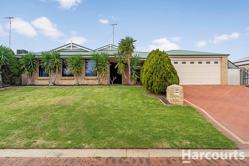 Photo - 17 Kuta Lane, Halls Head WA 6210 - Image 3