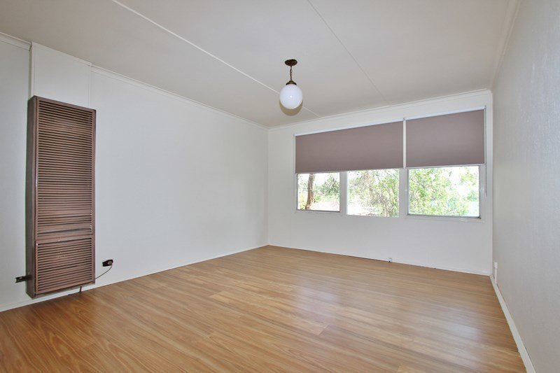 Photo - 17 Lacenet Avenue, Frankston North VIC 3200 - Image 3