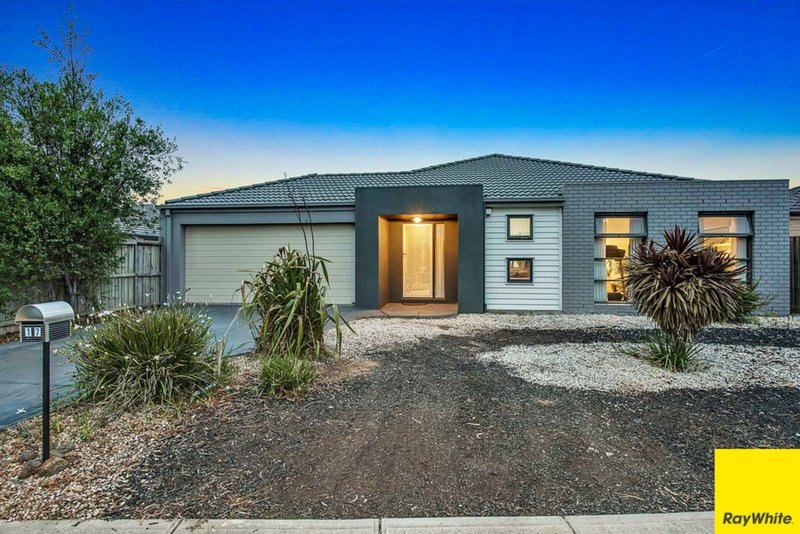 Photo - 17 Ladybird Crescent, Point Cook VIC 3030 - Image 1