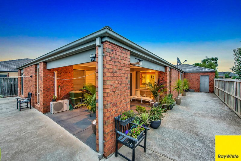 Photo - 17 Ladybird Crescent, Point Cook VIC 3030 - Image 13