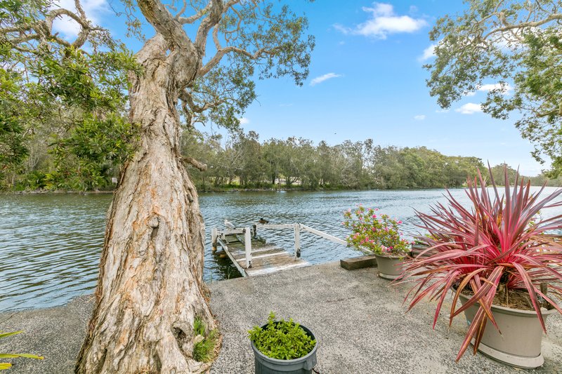 Photo - 17 Lake Street, Budgewoi NSW 2262 - Image 16