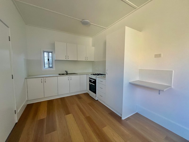 Photo - 17 Lake Street, Budgewoi NSW 2262 - Image 5