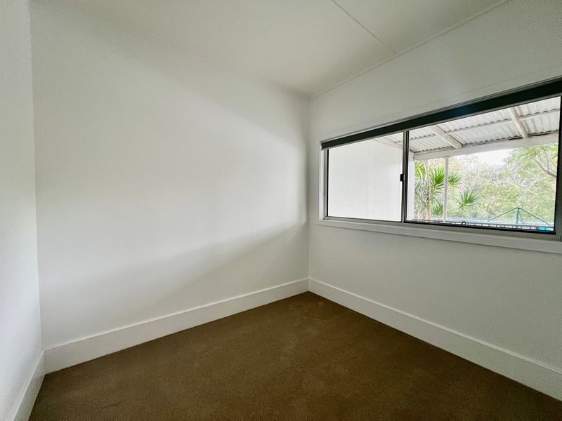 Photo - 17 Lake Street, Budgewoi NSW 2262 - Image 6