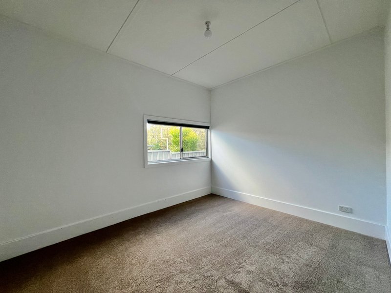Photo - 17 Lake Street, Budgewoi NSW 2262 - Image 7