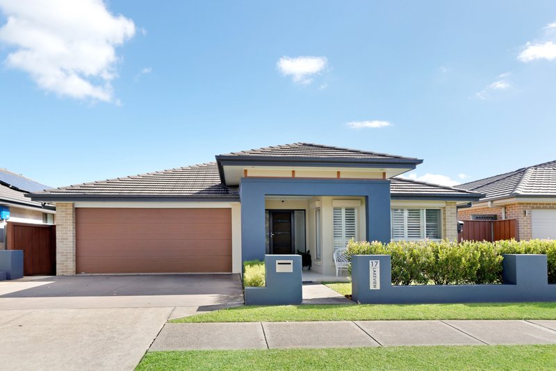 17 Lakeview Drive, Cranebrook NSW 2749