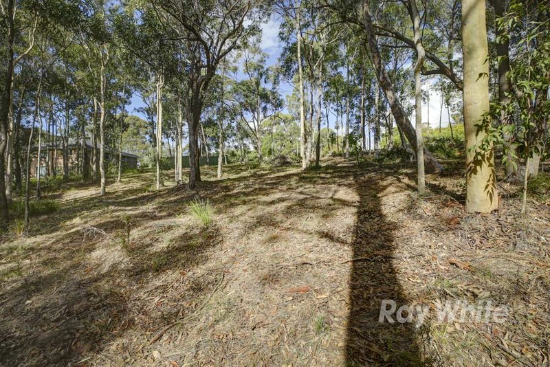 Photo - 17 Lakeview Road, Kilaben Bay NSW 2283 - Image 5