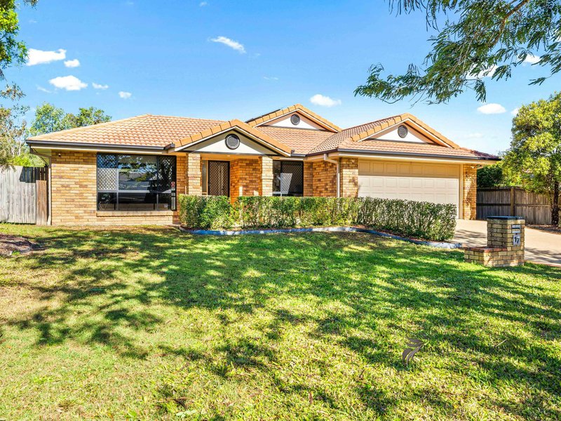 Photo - 17 Lamington Place, Parkinson QLD 4115 - Image 23