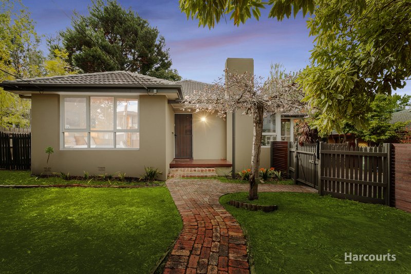 17 Langford Avenue, Mitcham VIC 3132