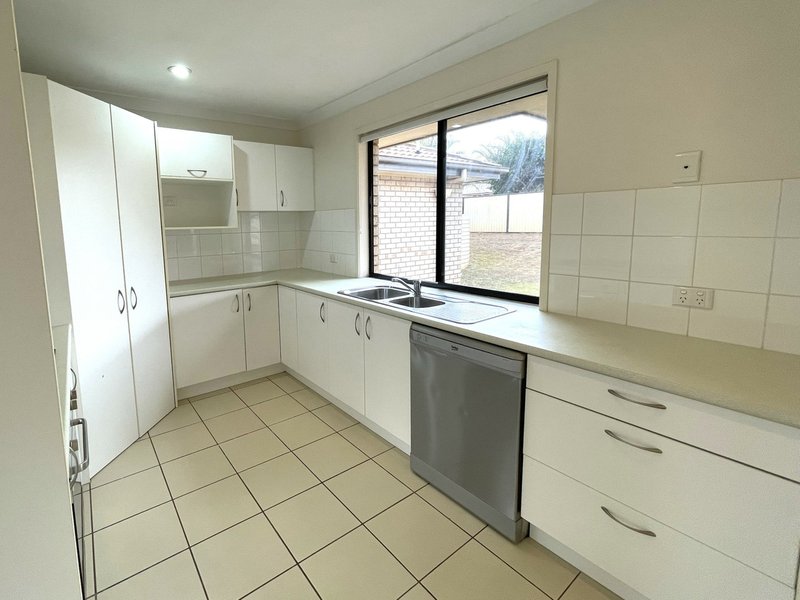 Photo - 17 Lara Court, Kingaroy QLD 4610 - Image 2