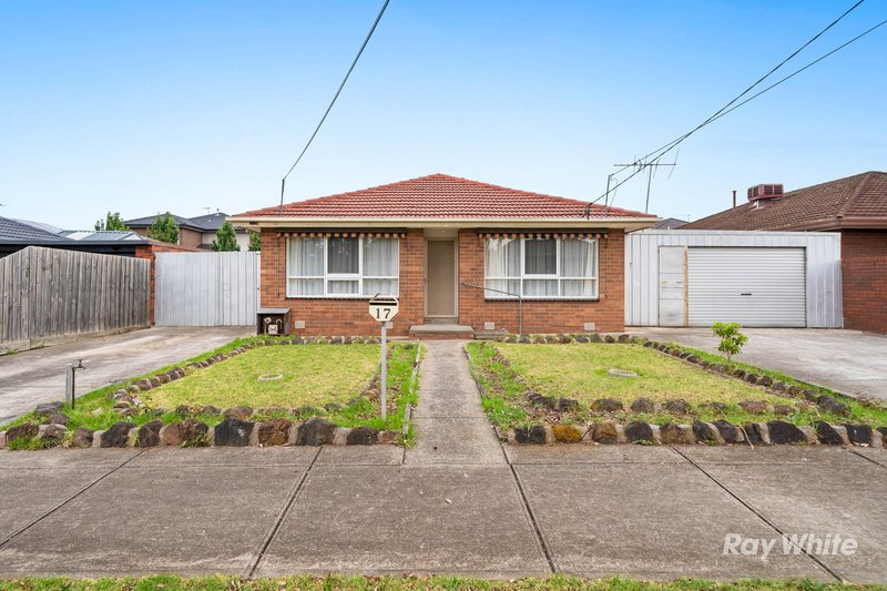 17 Larissa Avenue, Tullamarine VIC 3043