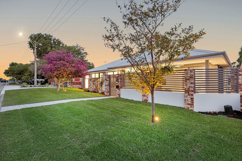 Photo - 17 Laurence Road, Innaloo WA 6018 - Image 2